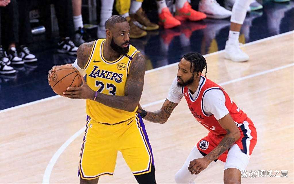 关于湖人全队斗志昂扬，士气高涨迎战下一场比赛的信息