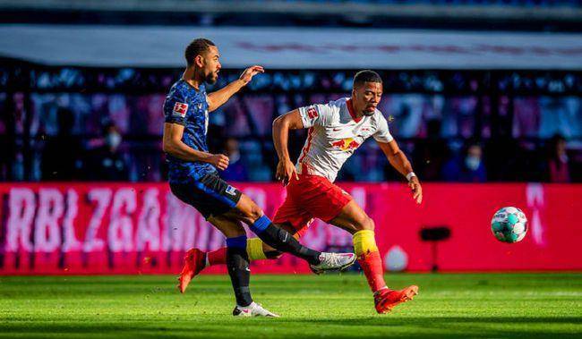 包含斯图加特终结连败，提振士气的词条