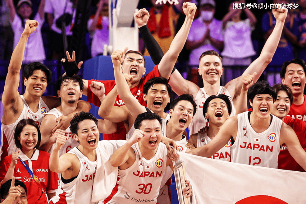 西藏男篮实力逐渐崛起，争夺胜利