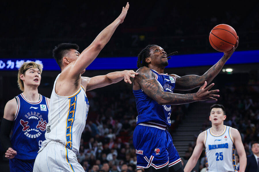 青海男篮取得压倒性胜利，实现全身而退