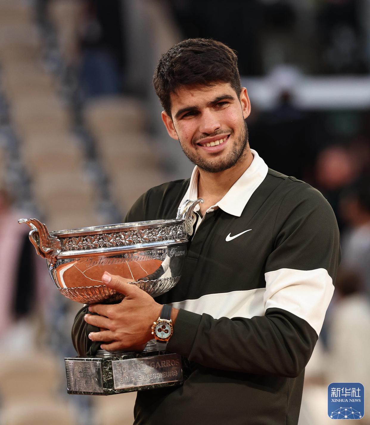 ATP总决赛碾压拉沃尔杯，阿尔卡拉斯带队取胜的简单介绍